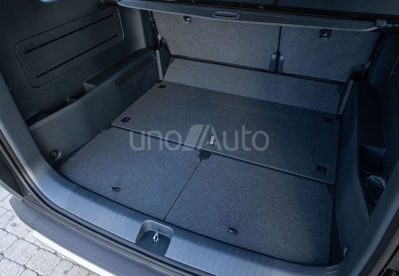 PV5 Passenger L2H1 Medium Range Plus