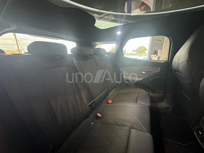 Explorer RWD Rango Extendido Premium  77kWh