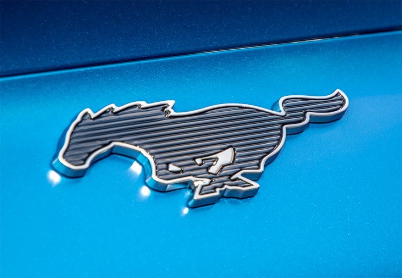 FORD Mustang SUV