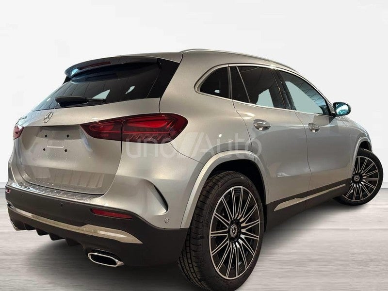 CLASE GLA 200