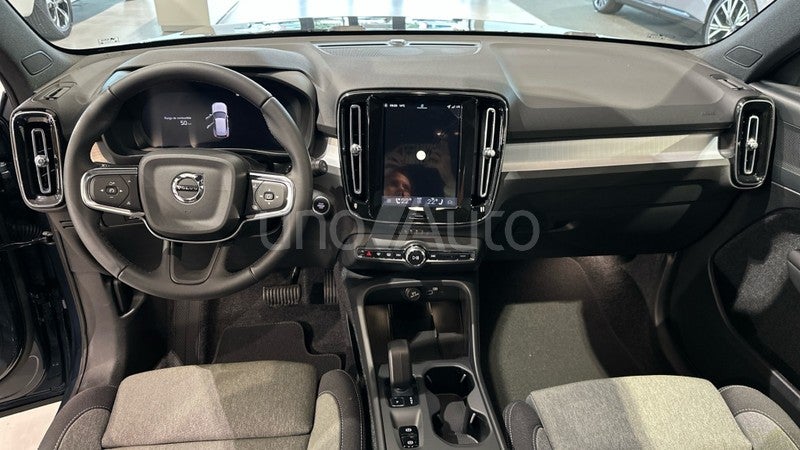 XC40 2.0 B3 MHEV CORE DCT 163 5P