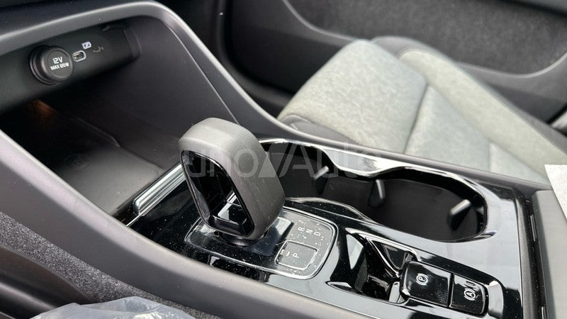 XC40 2.0 B3 MHEV PLUS DARK DCT 163 5P