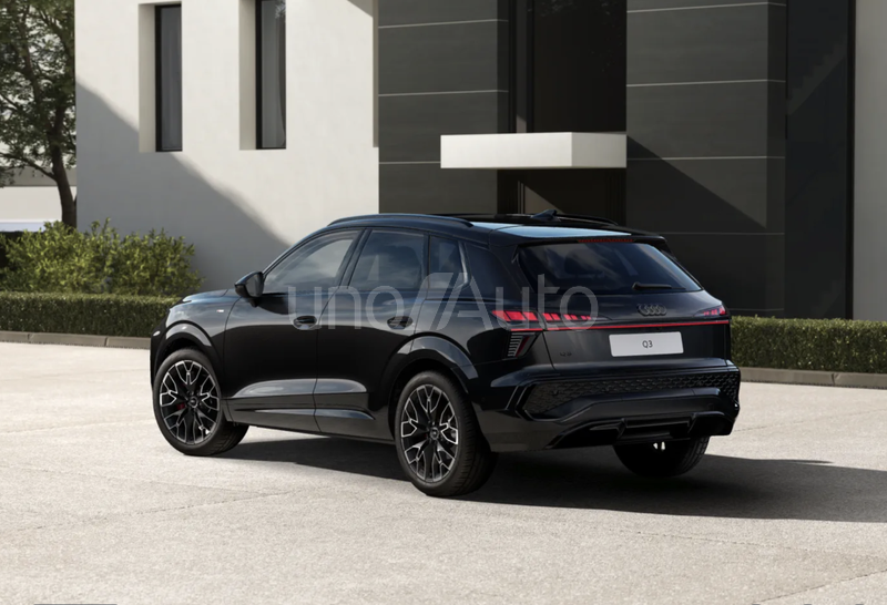 Q3 2.0 TDI Black line S tronic 110kW