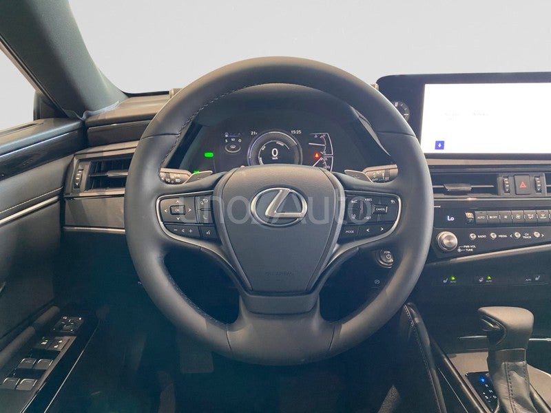 ES 300h Premium
