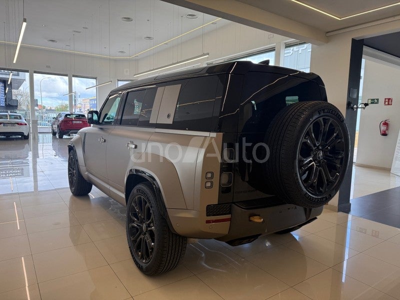 Defender 110 4.4 V8 MHEV Octa AWD Aut. 635