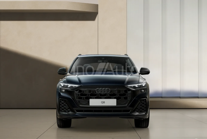 Q8 55 TFSIe Black line quattro tiptronic