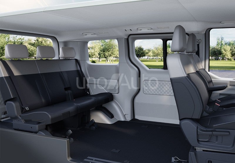 PV5 Passenger L2H1 Medium Range Plus