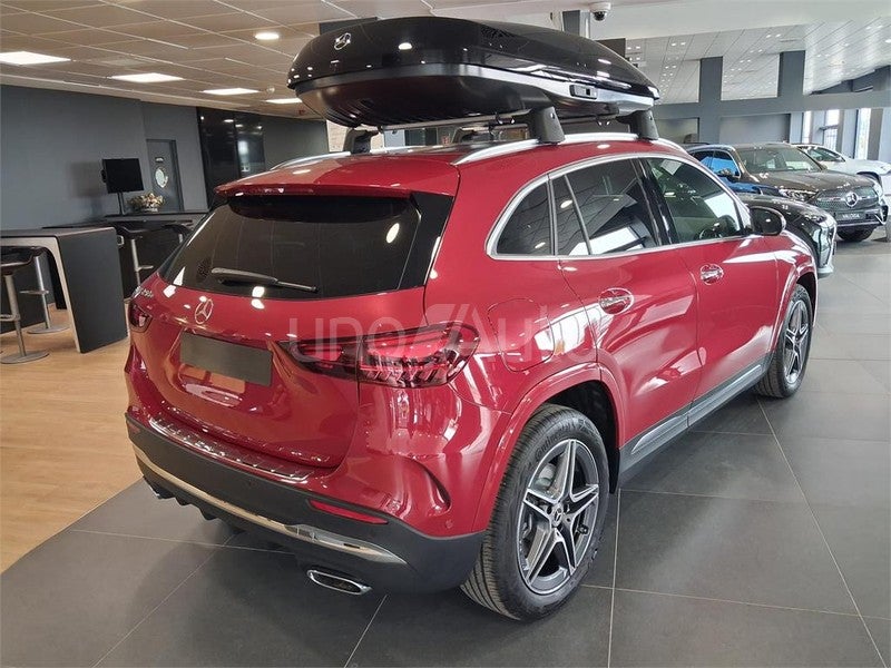CLASE GLA 250 e con tecnología híbrida EQ