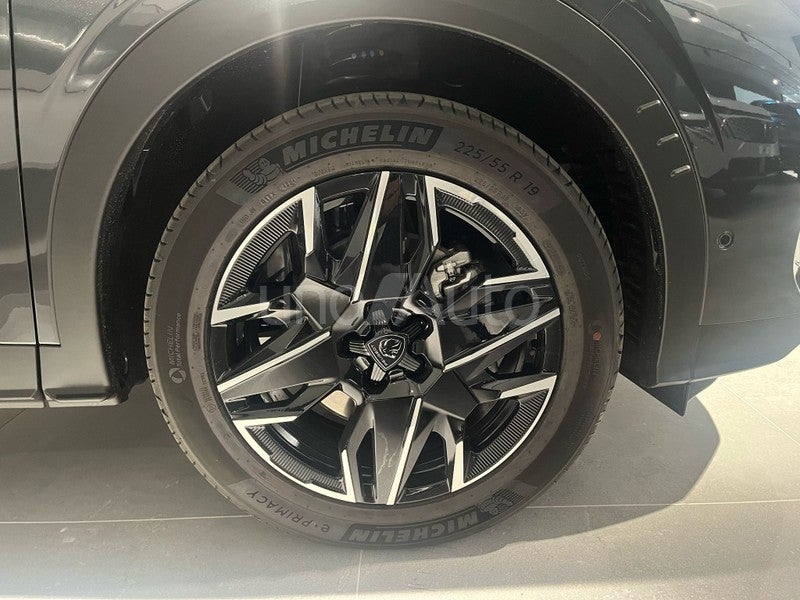 5008 Hybrid 136 GT eDCS6