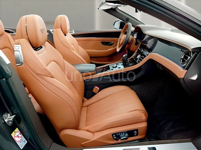 C V8 Speed Convertible