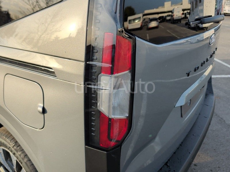 Tourneo Courier 1.0 Ecoboost Titanium Aut.