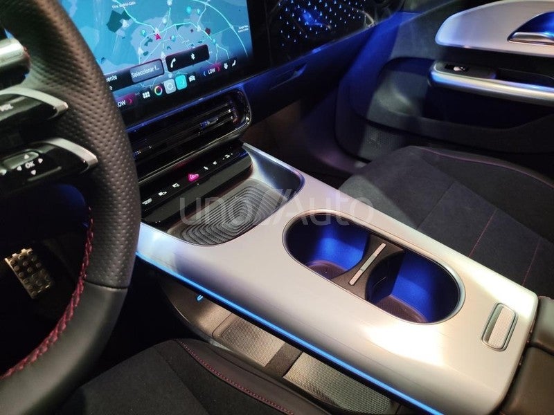 CLASE CLA 180 con tecnología híbrida