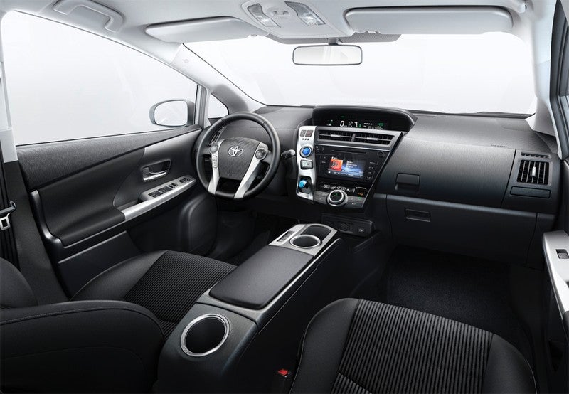 Prius+ 1.8 Advance