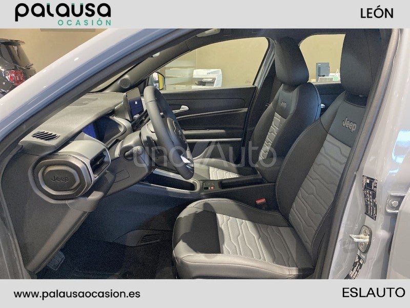 Avenger 1.2 Ehybrid Upland 4xe 107KW