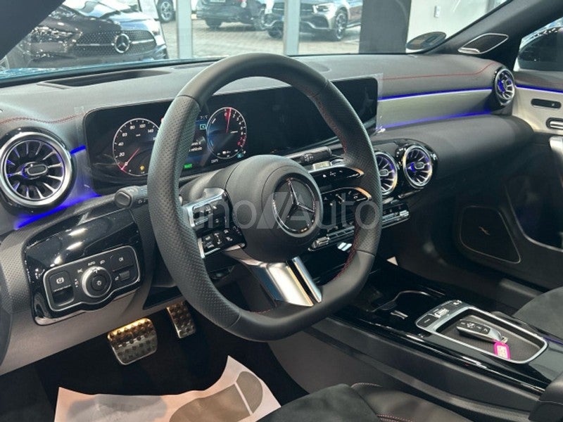 CLA 250 e Coupé con tecnología híbrida EQ