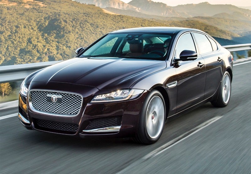 XF 2.0i4D Prestige AWD Aut. 180