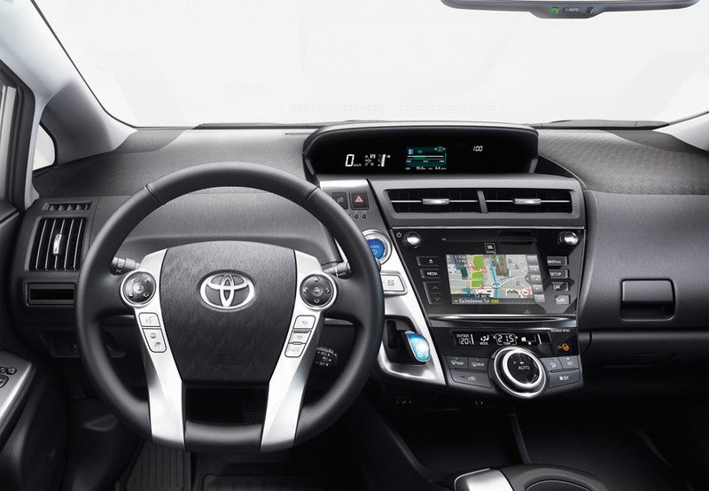 Prius+ 1.8 Advance