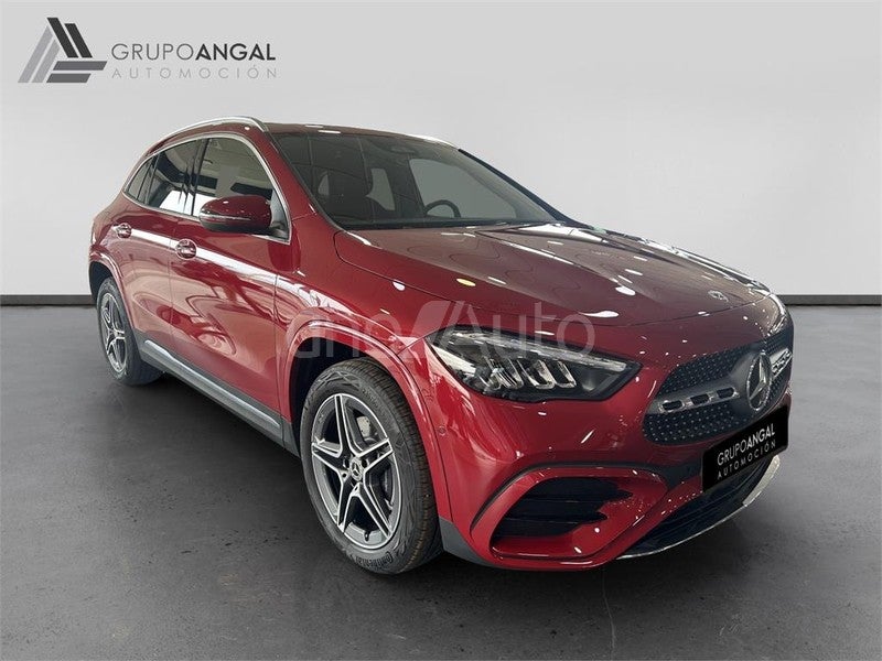 CLASE GLA 250 e con tecnología híbrida EQ