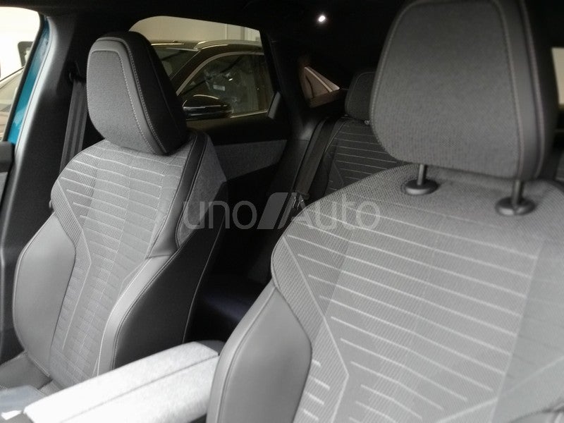 3008 Hybrid Allure Exclusive eDCS6 145