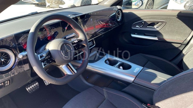 CLA Eléctrico 250+