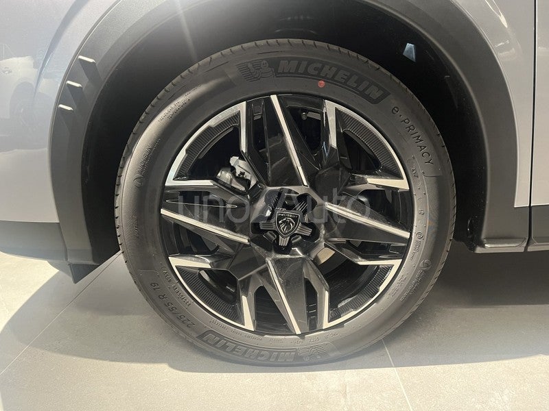 3008 Hybrid 136 Allure eDCS6