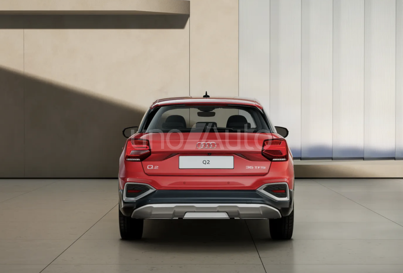 Q2 35 TFSI Advanced S tronic 110kW