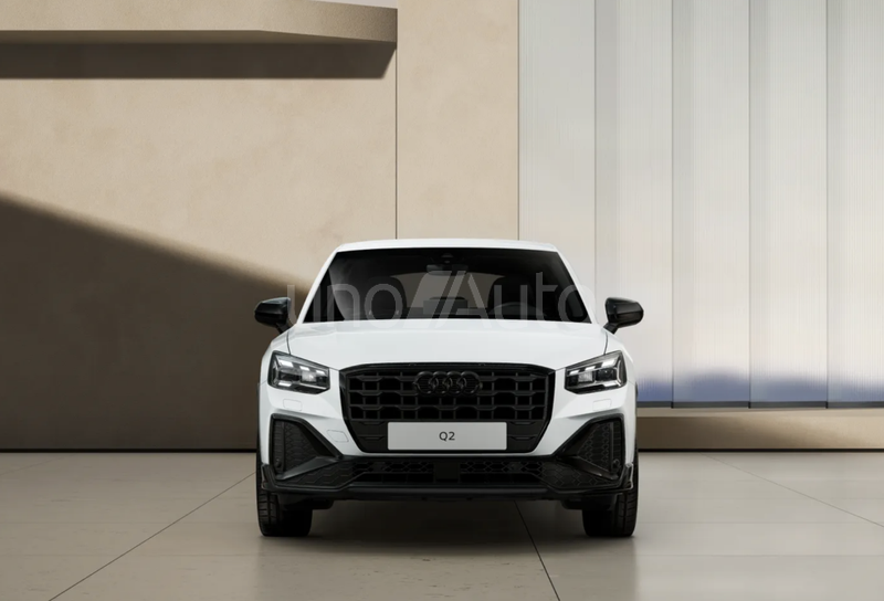 Q2 35 TFSI Adrenalin Black edition 110kW
