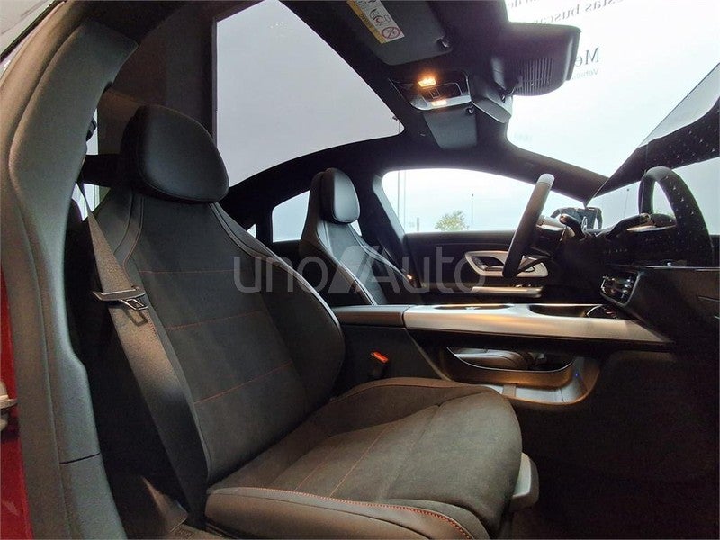 CLASE CLA 180 con tecnología híbrida