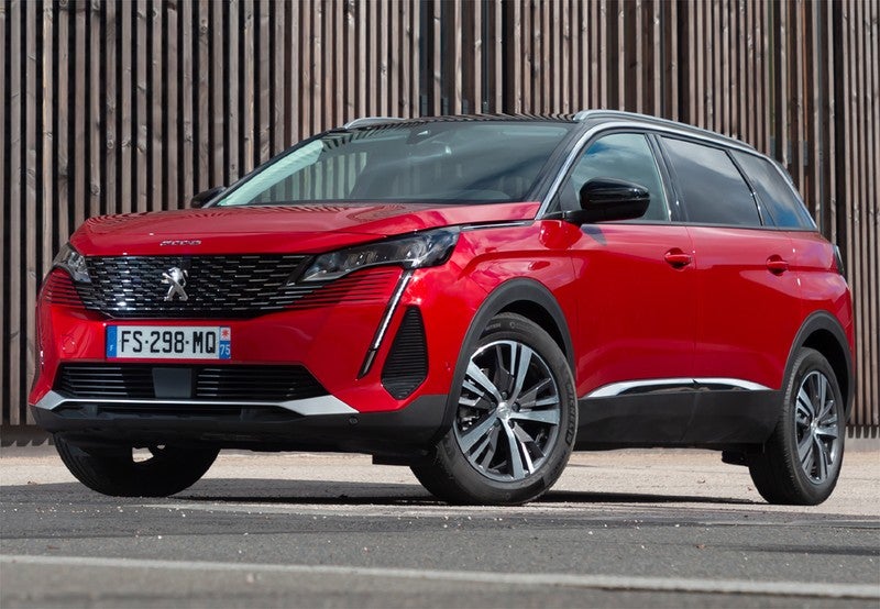 PEUGEOT 5008 SUV