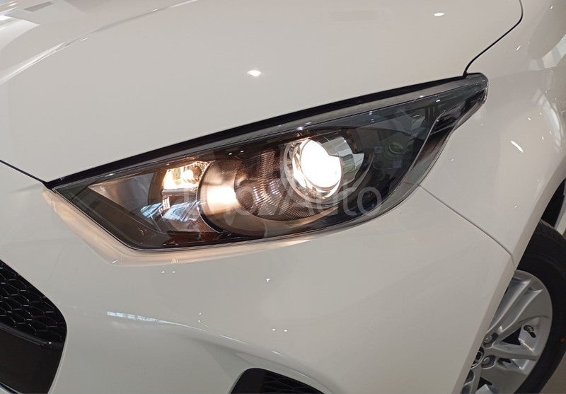 Mazda2 Hybrid 1.5 Prime Line  CVT 85kW