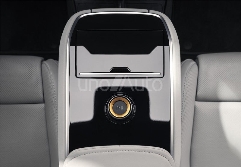 05 Dual Motor Performance Launch Edition