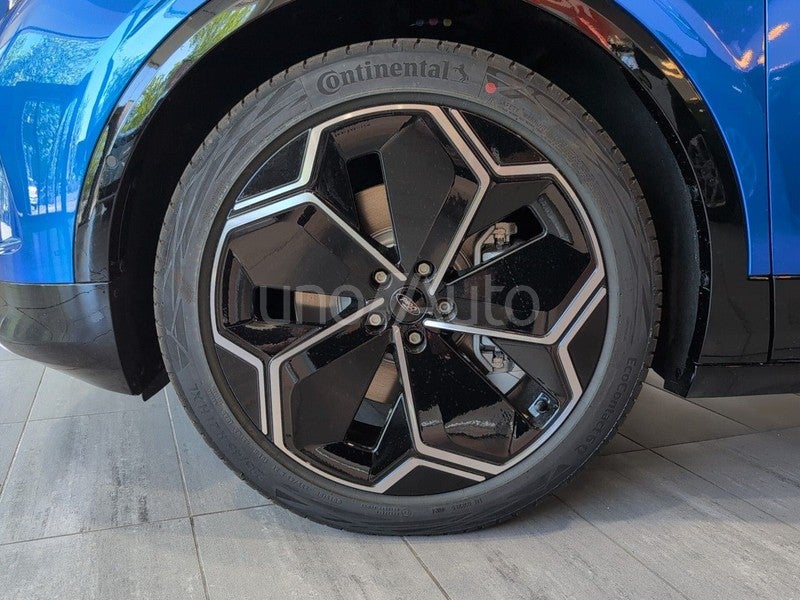 Premium R. Ext. RWD 77kWh 286CV