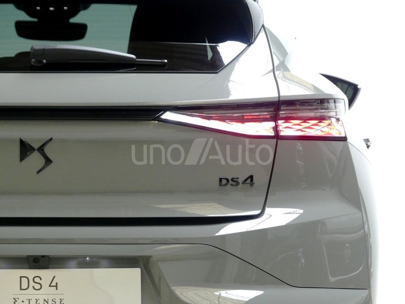 DS 4 1.6 PureTech Performance Line + Aut. 180