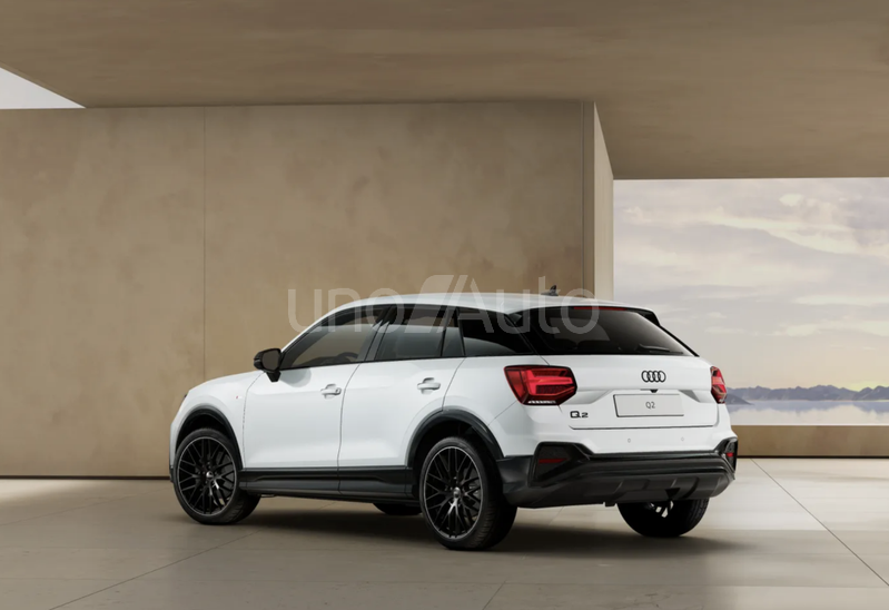 Q2 35 TFSI Adrenalin Black edition 110kW