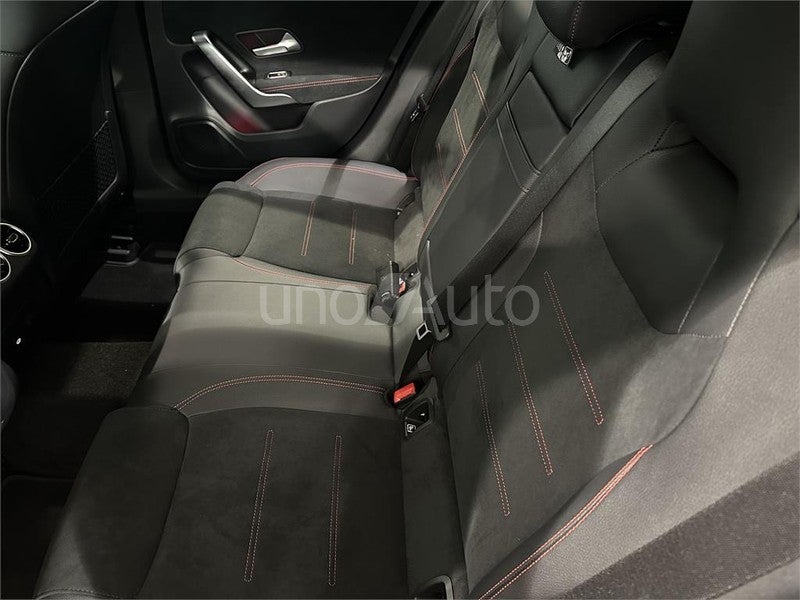 CLASE A 250 e con tecnología híbrida EQ