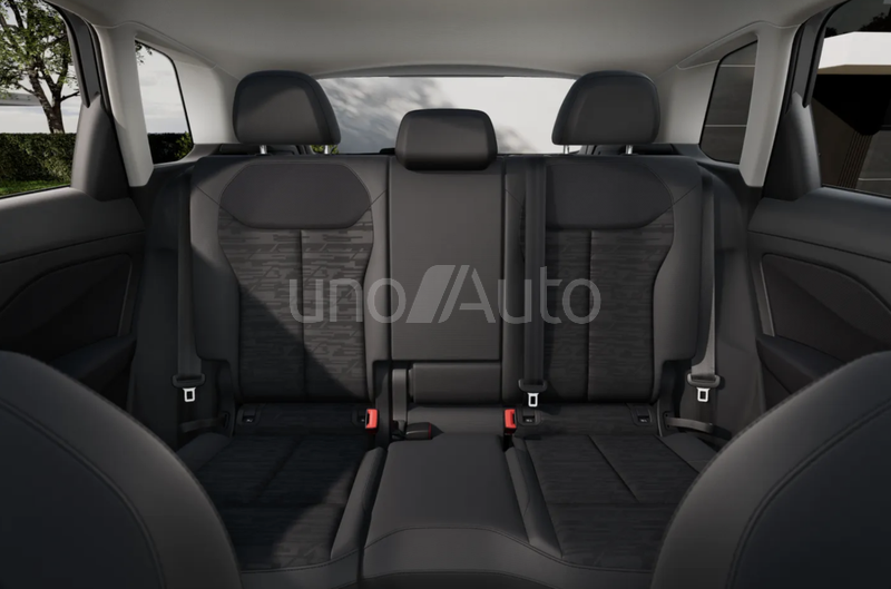 Q3 e-hybrid Business S tronic 200kW