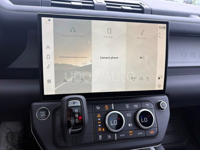 Defender 110 3.0D l6 MHEV X-Dynamic SE AWD Aut. 250