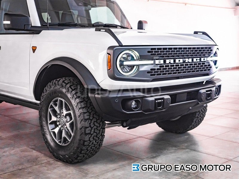 Bronco 2.7 EcoBoost V6 Badlands 335 Auto.