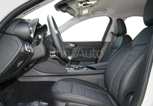 Giulia 2.2 Diesel Sprint Aut. 160