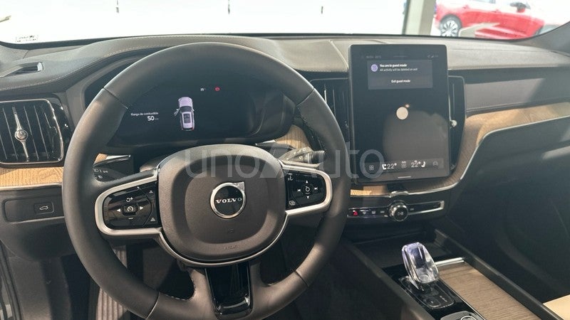 XC60 2.0 B5 P MHEV ULTRA DARK AUTO 4WD 250 5P