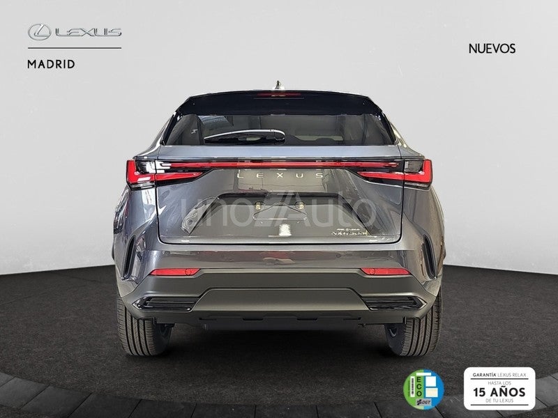 NX 450h+ Premium+ 4WD