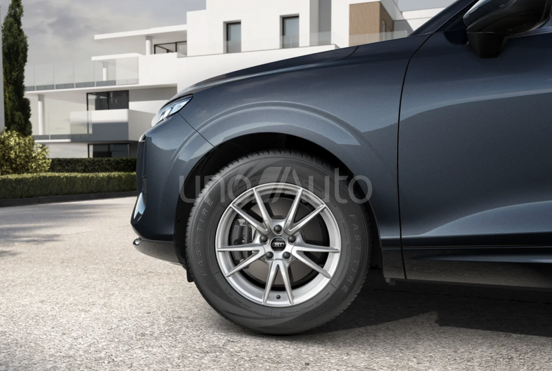 Q3 2.0 TDI Business S tronic 110kW