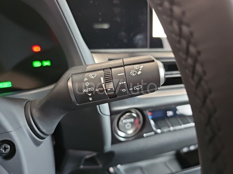 UX 300e e-UX+