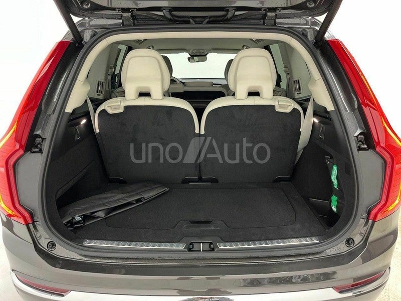2.0 T8 AWD Core Recharge Auto