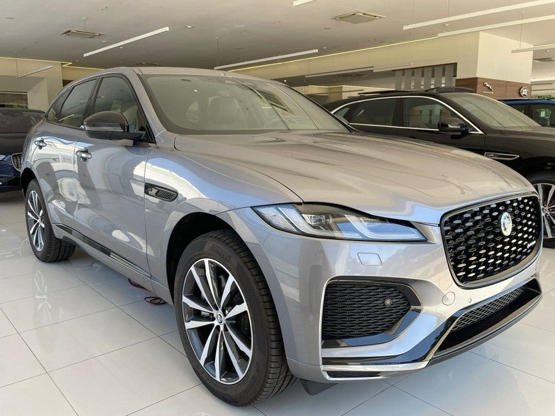 F-Pace 3.0D l6 MHEV R-Dynamic SE Aut. AWD 300