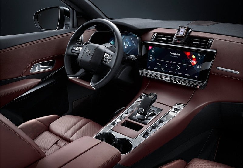 DS 7 Crossback PureTech 96kW (130CV) Auto. PERF.LINE