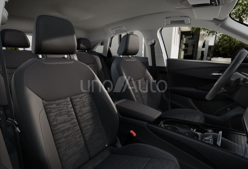 Q3 Sportback e-hybrid Business S tronic 200kW