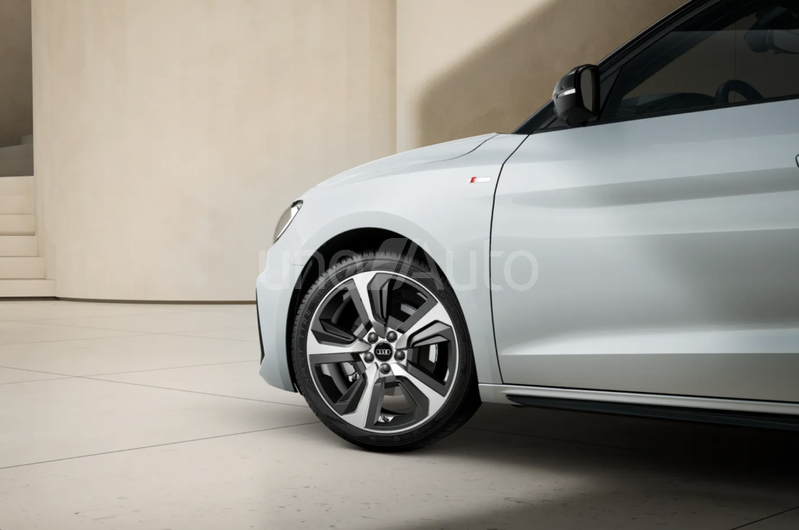 A1 Sportback 30 TFSI Adrenalin S tronic 85kW