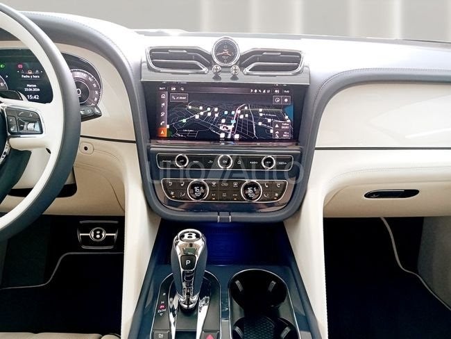 4.0 V8 Atelier Edition