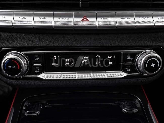 T77 1.5 Premium DCT